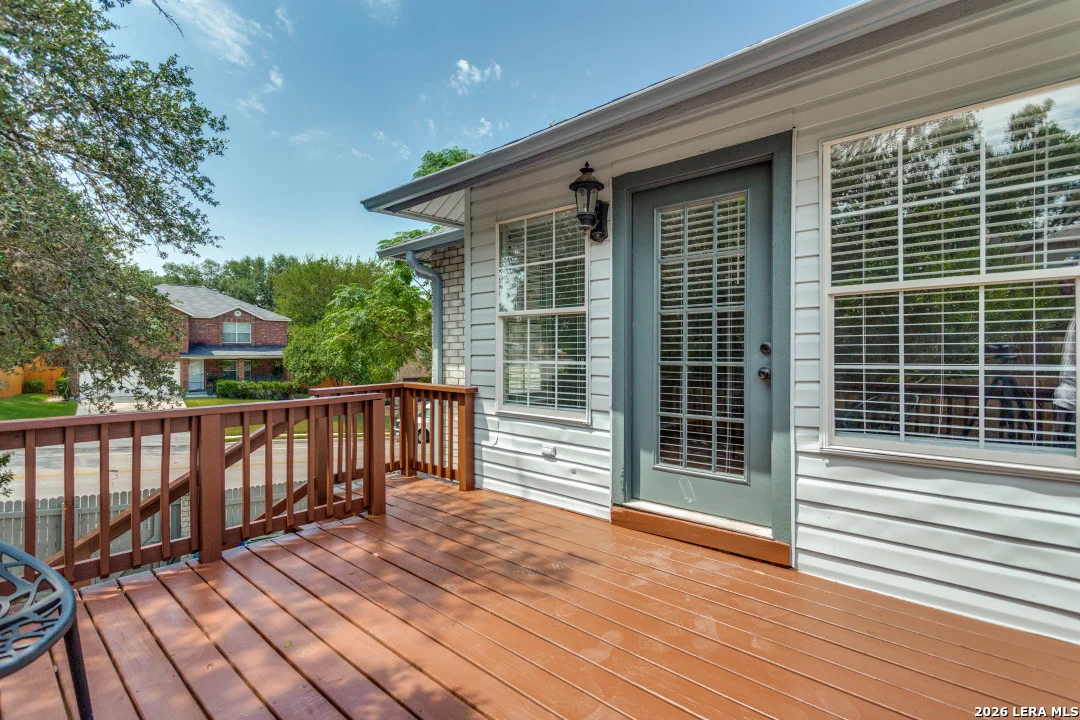Photo of 8602 Ledgeside