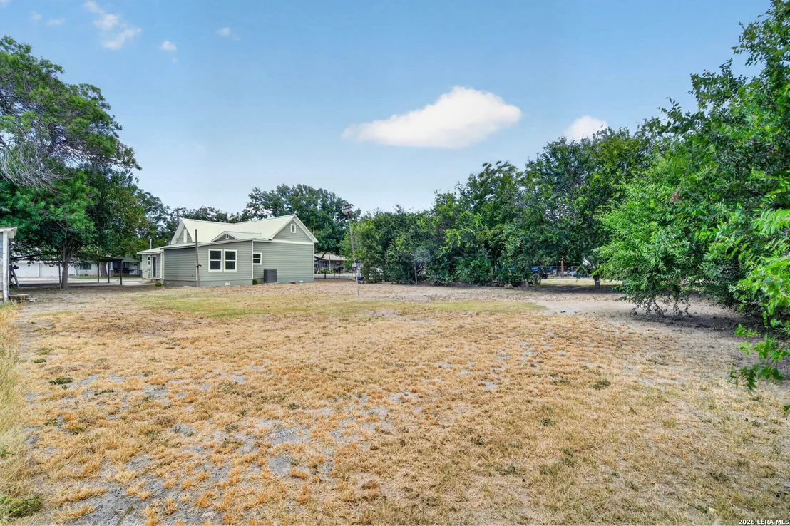 Photo of 285 Avenue I