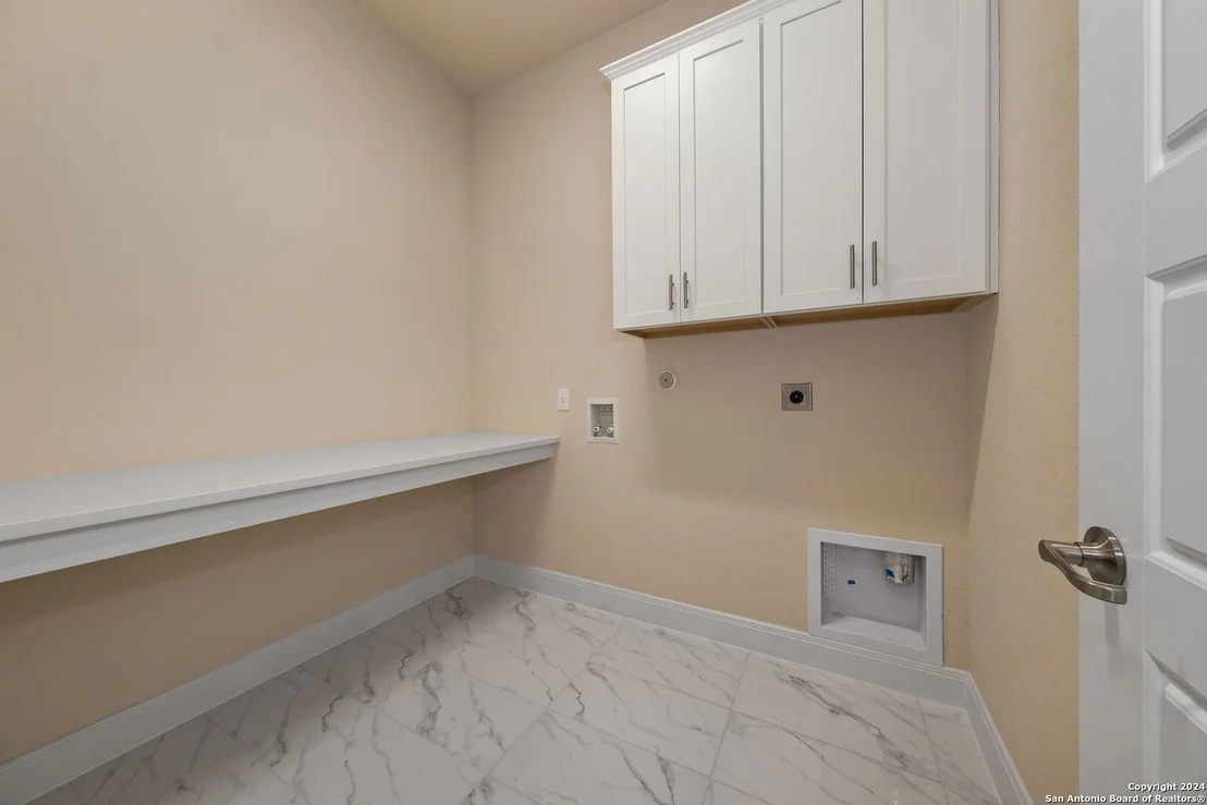 Photo of 4014 BALENTINE