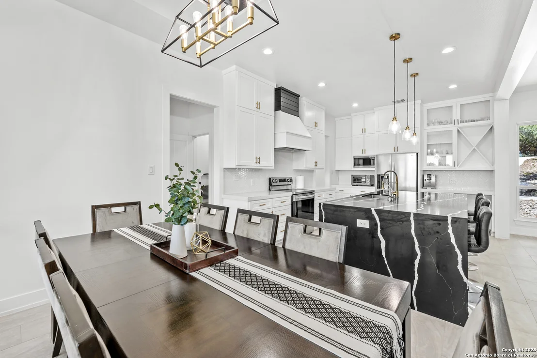Photo of 1101 Persimmon