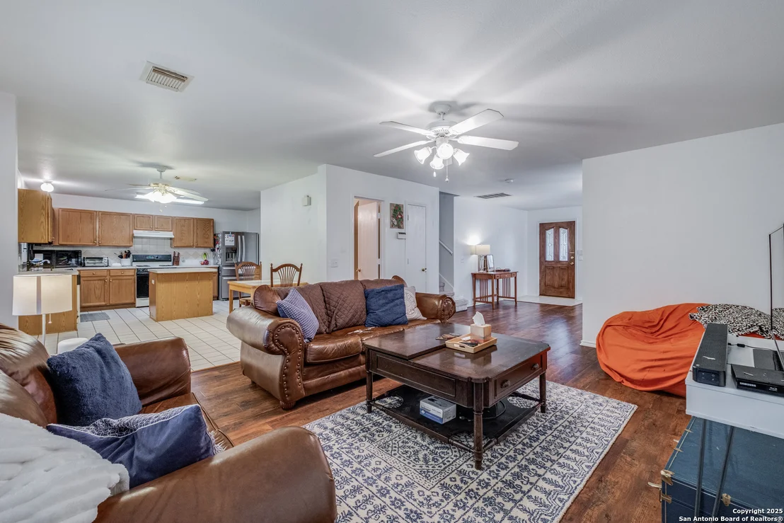 Photo of 10323 Mission Creek