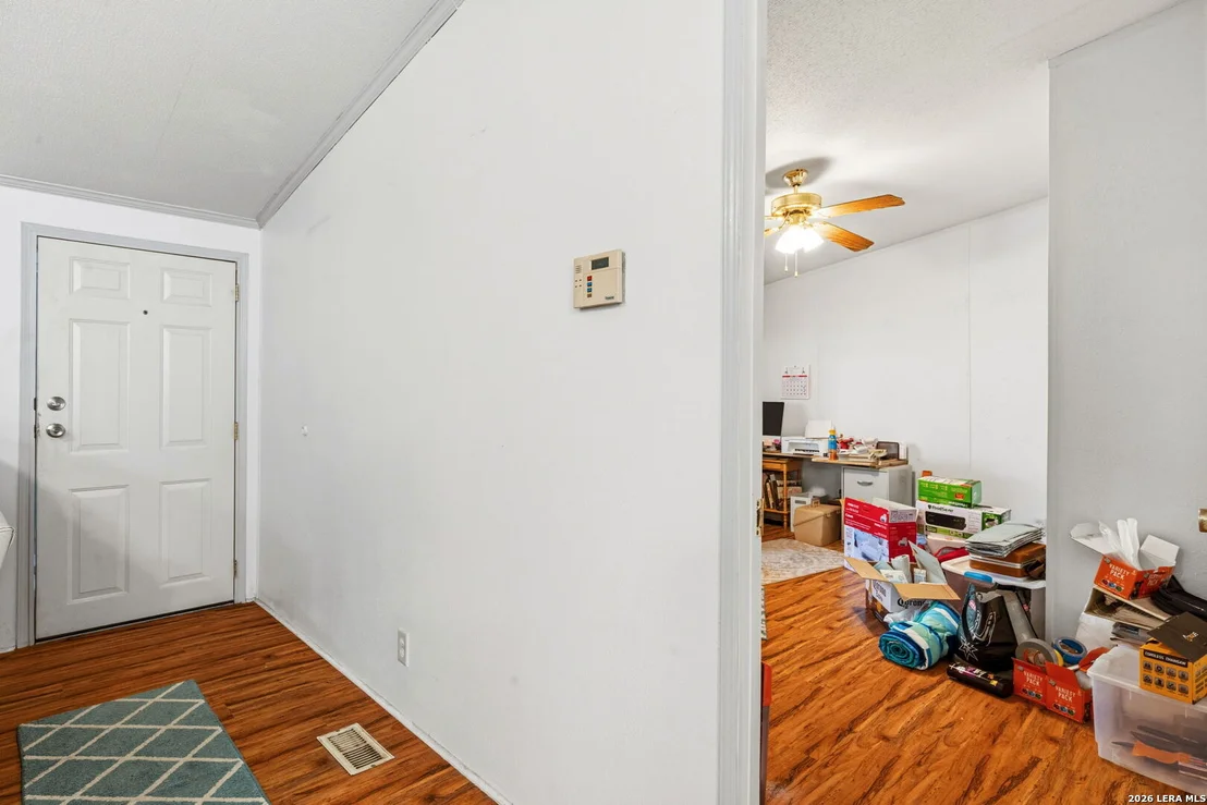 Photo of 216 OAK GRV