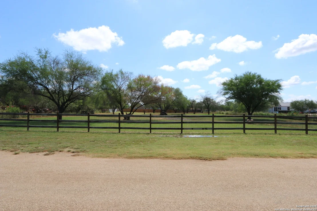 Photo of 125 County Road 2666