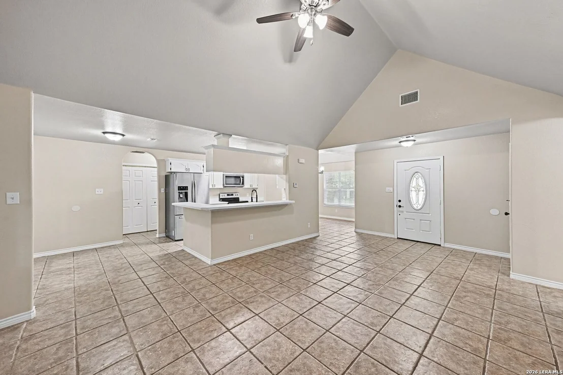 Photo of 1114 Iris Crescent