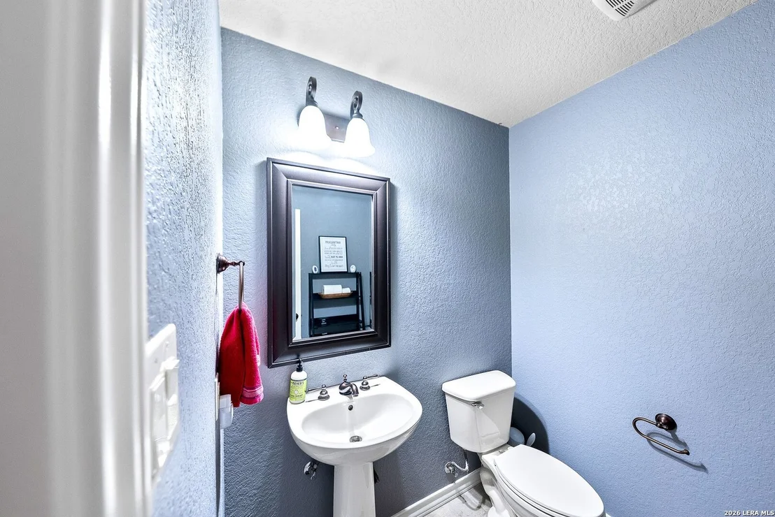 Photo of 552 Jacobs Ln
