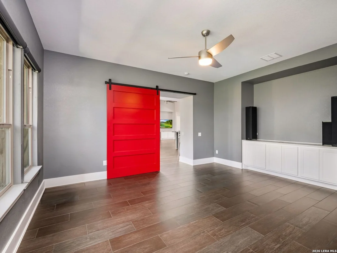 Photo of 8103 Vanity Hill