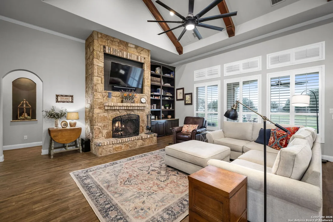 Photo of 1190 Sapling Spring