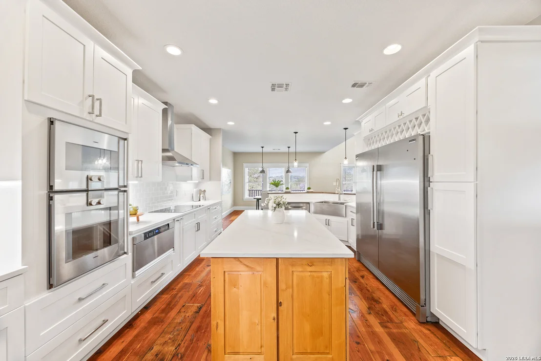 Photo of 31240 Beck Rd