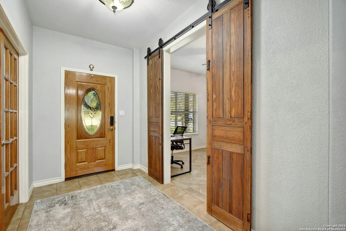 Photo of 25827 White Eagle Dr