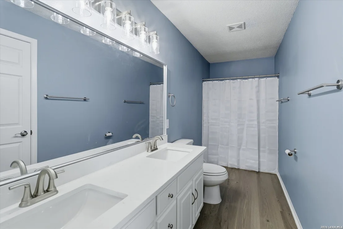 Photo of 6838 Park Haven
