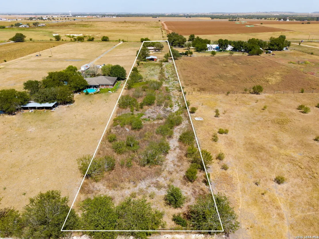 Photo of 411 Willmann Rd