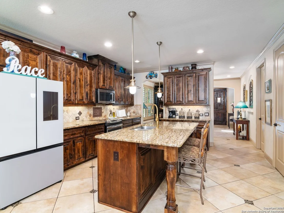 Photo of 105 Retama Road