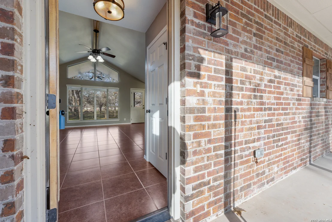 Photo of 521 JACOBS LN