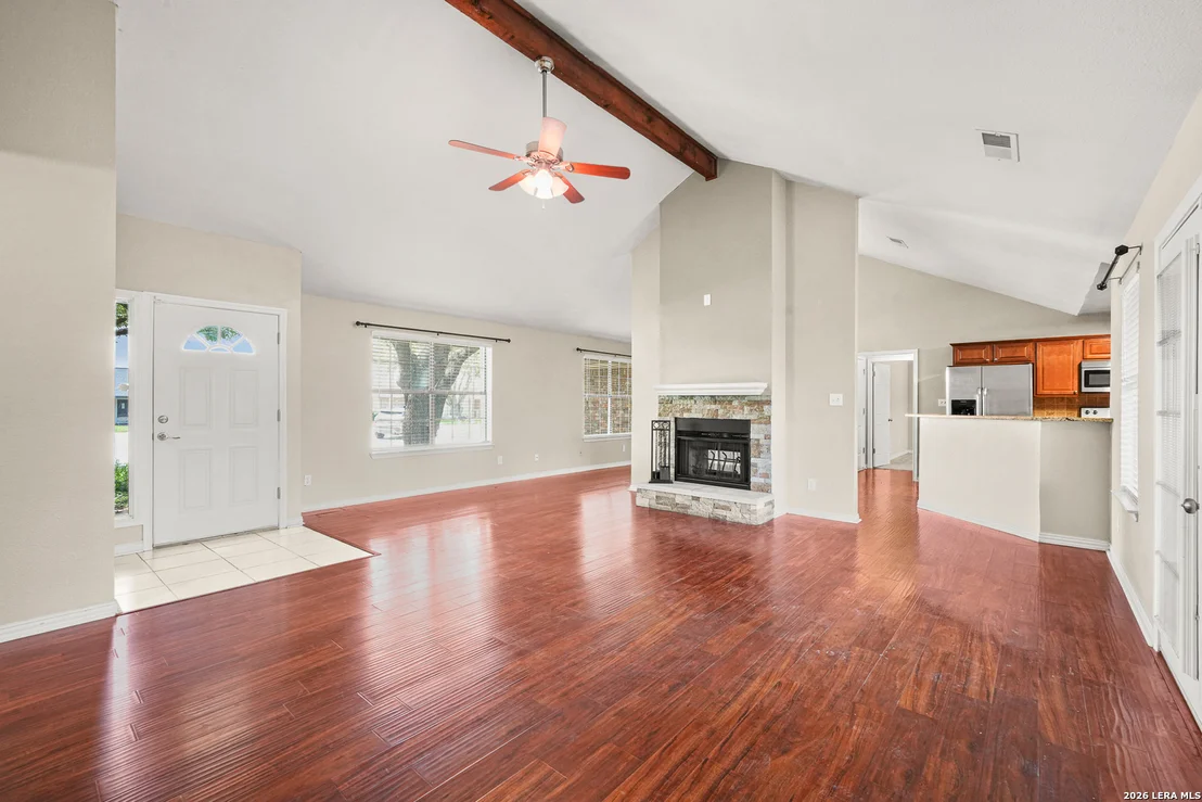 Photo of 1420 DEVIN DR