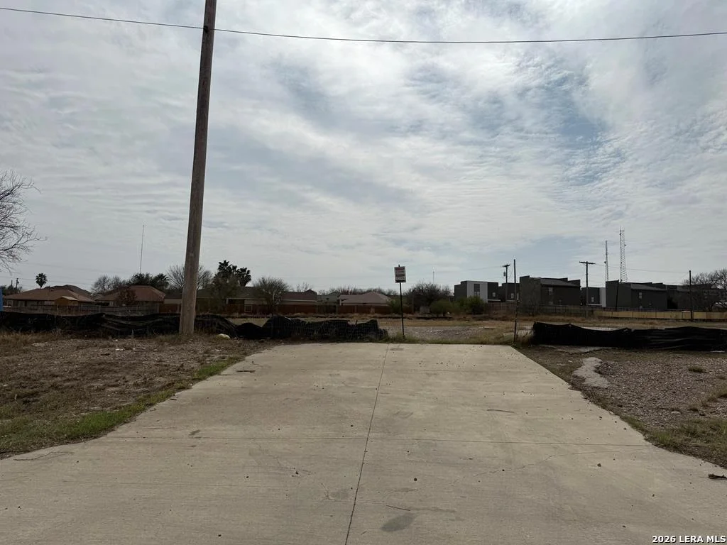 Photo of 2399 MAIN ST