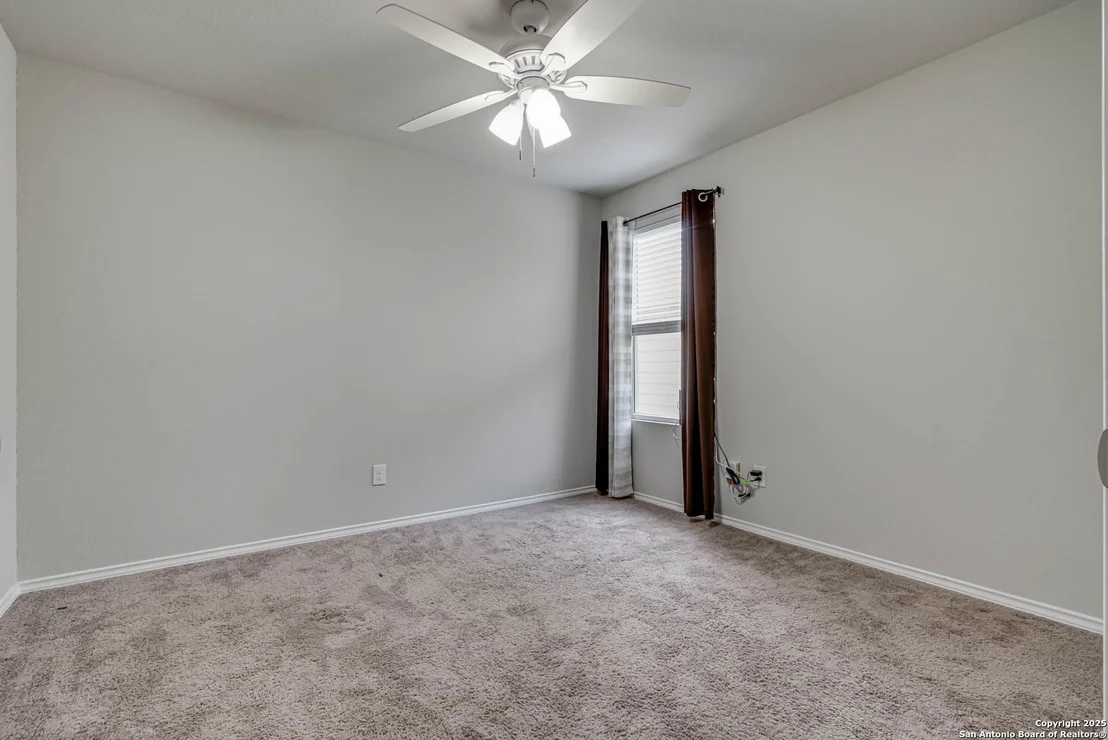 Photo of 10214 Robbins Bluff