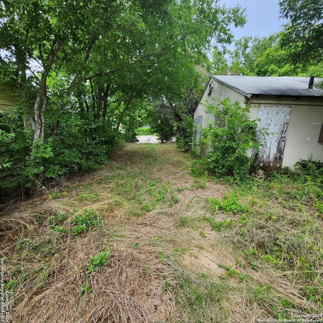 Photo of 1663 AMANDA ST
