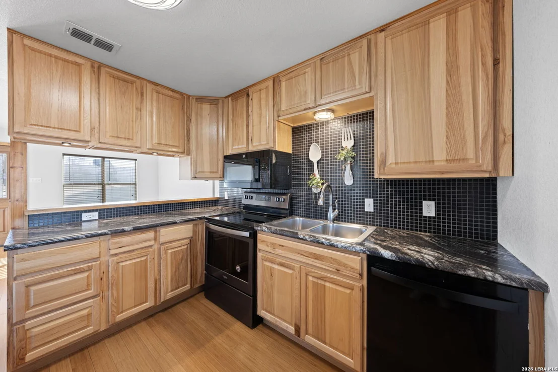 Photo of 105 Avenue A
