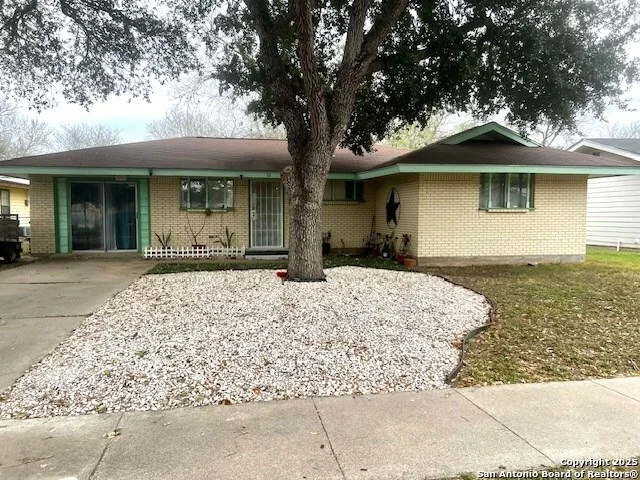 Photo of 711 Garner Drive
