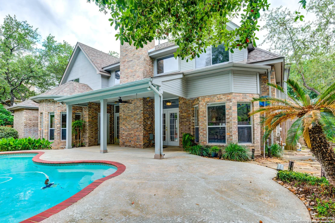 Photo of 15622 Dawn Crest