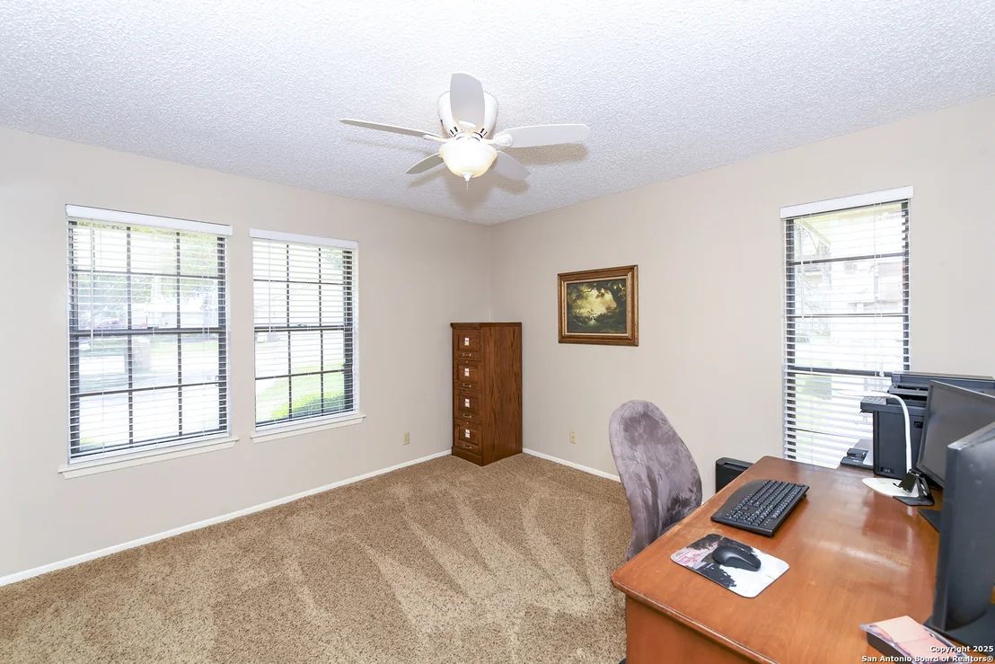 Photo of 1415 Synandra