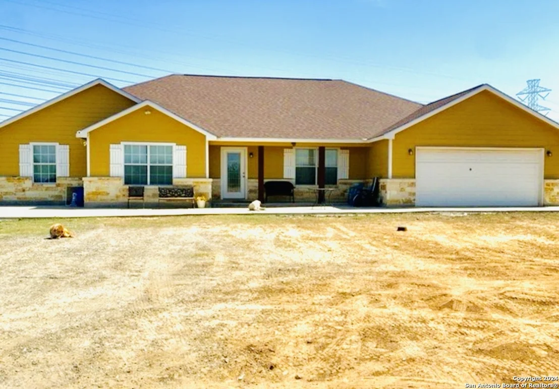 Photo of 8546 Real Rd