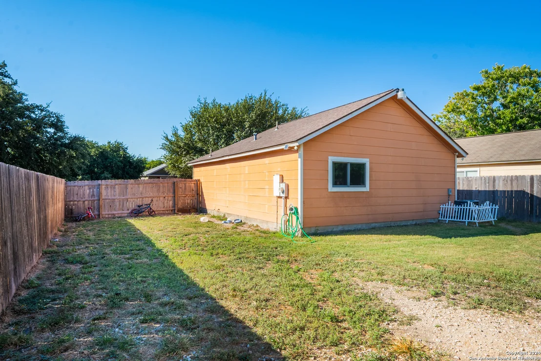 Photo of 5543 LANDERS FARM