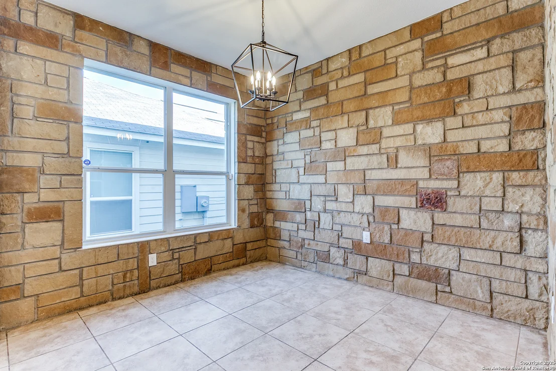 Photo of 7823 Bluebird Haven