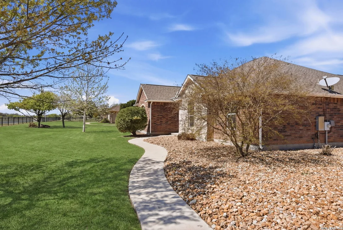 Photo of 1265 County Road 4516