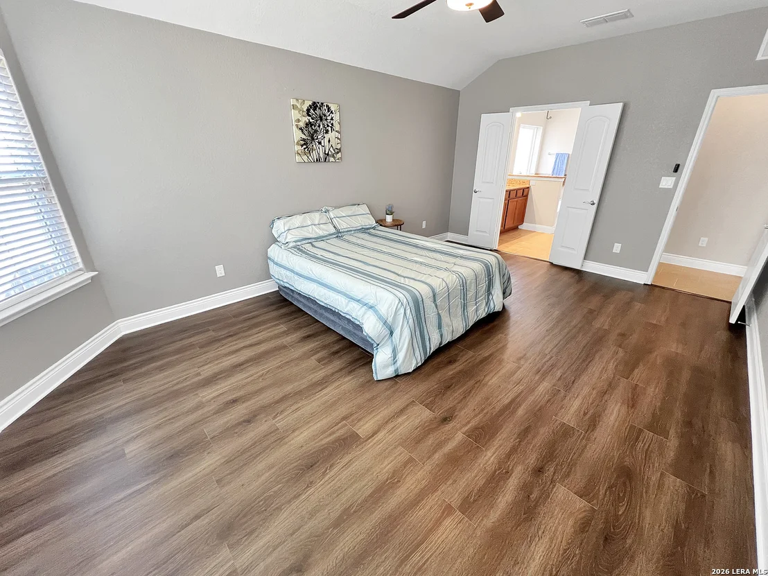 Photo of 12839 Laurel Brush