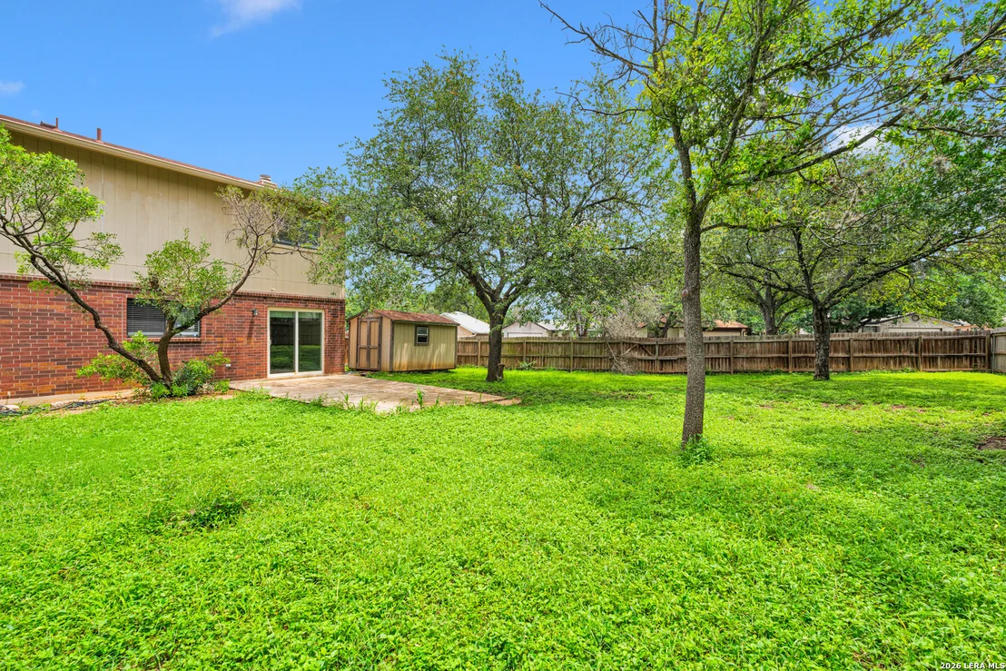 Photo of 7502 Beaver Tree