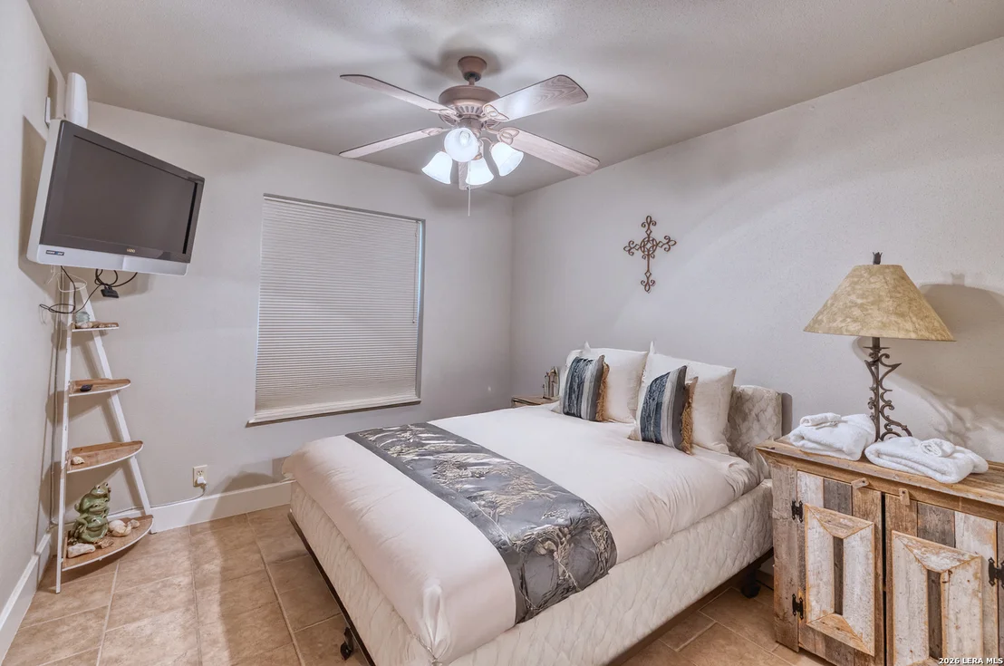 Photo of 270 Robinson