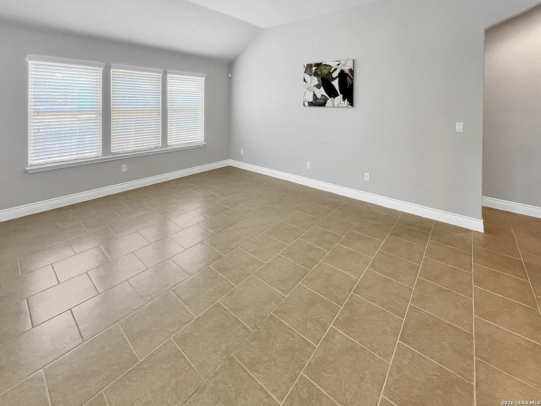 Photo of 12839 Laurel Brush