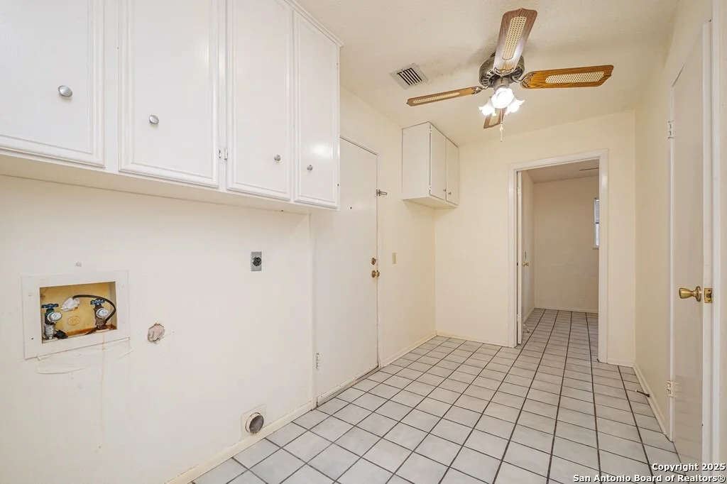 Photo of 23 Encino Loma