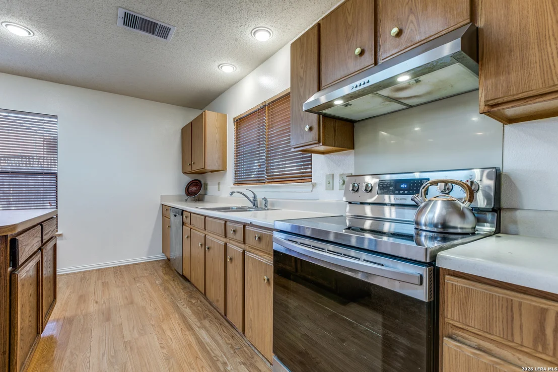 Photo of 9507 Shadowbrook