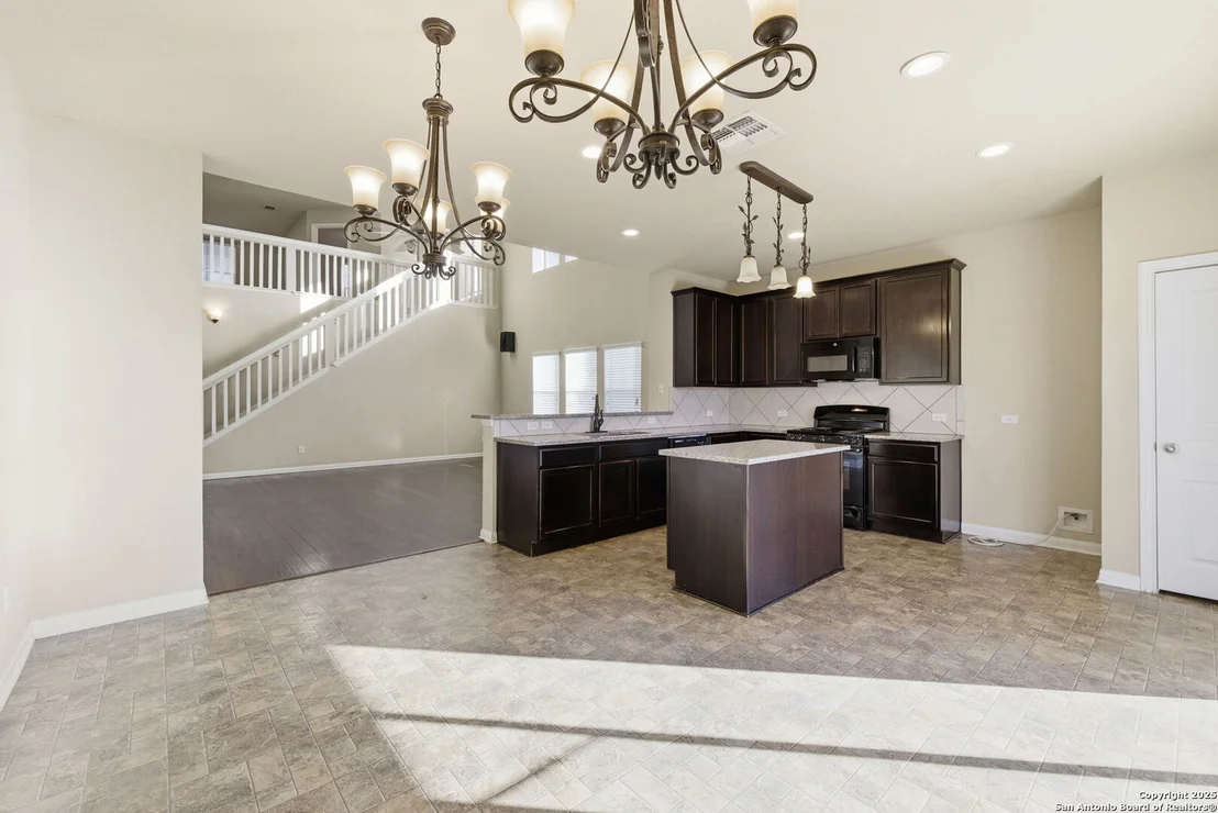 Photo of 2127 Rosillos Peak