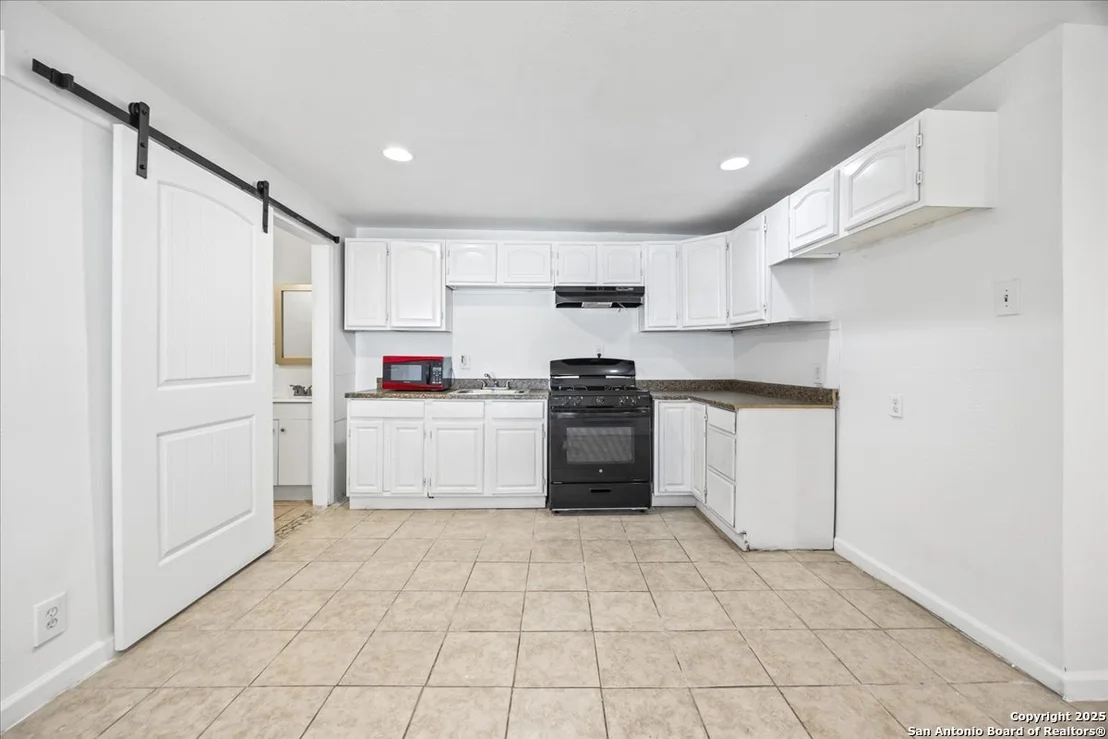 Photo of 234 Readwell Dr