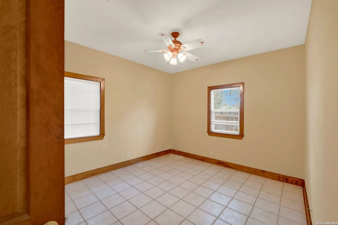 Photo of 181 SETTLERS CIR