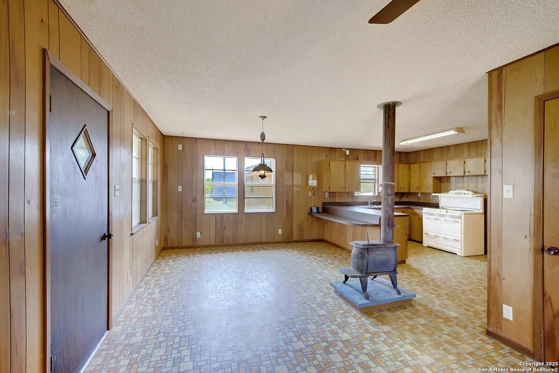 Photo of 1212 County Road 337