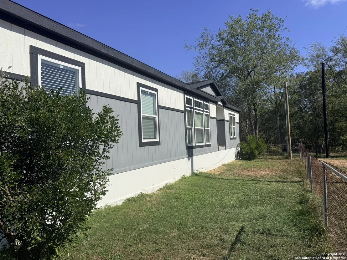Photo of 13225 Tomlynn