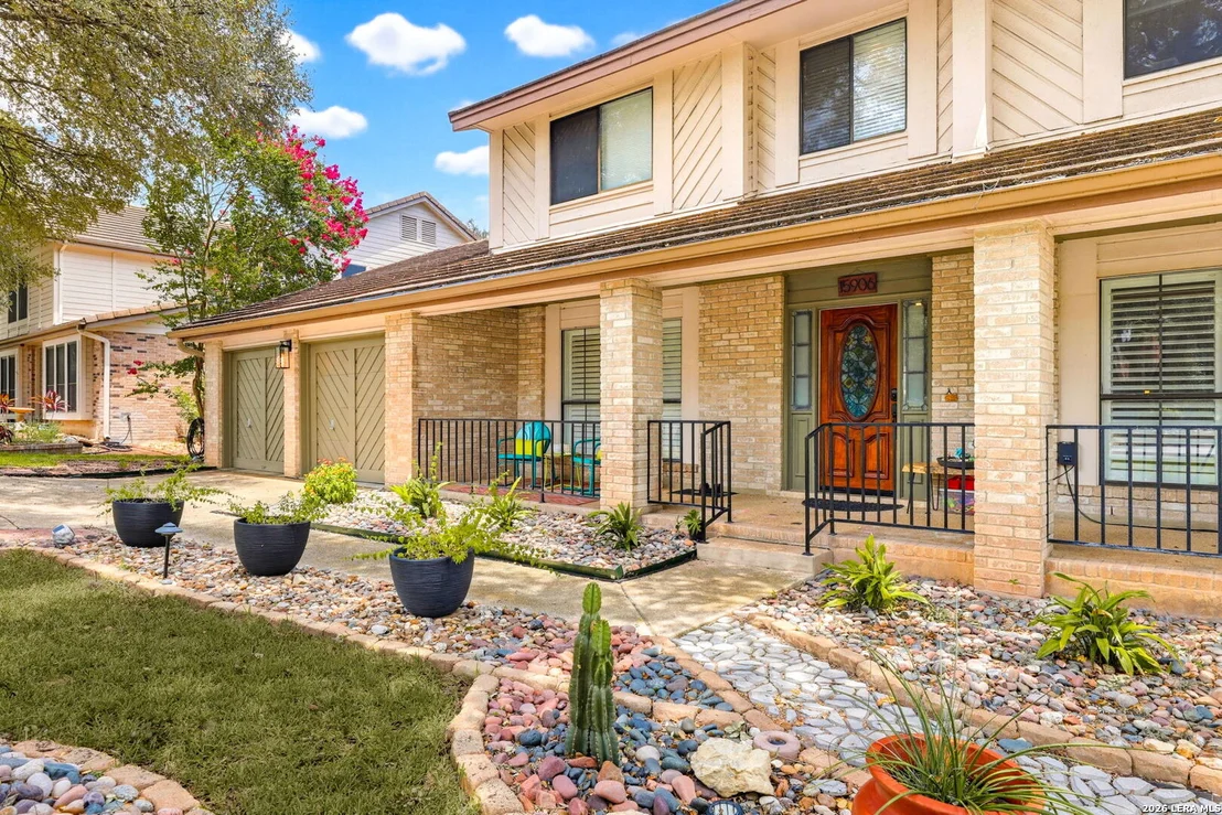 Photo of 15906 MISSION RDG