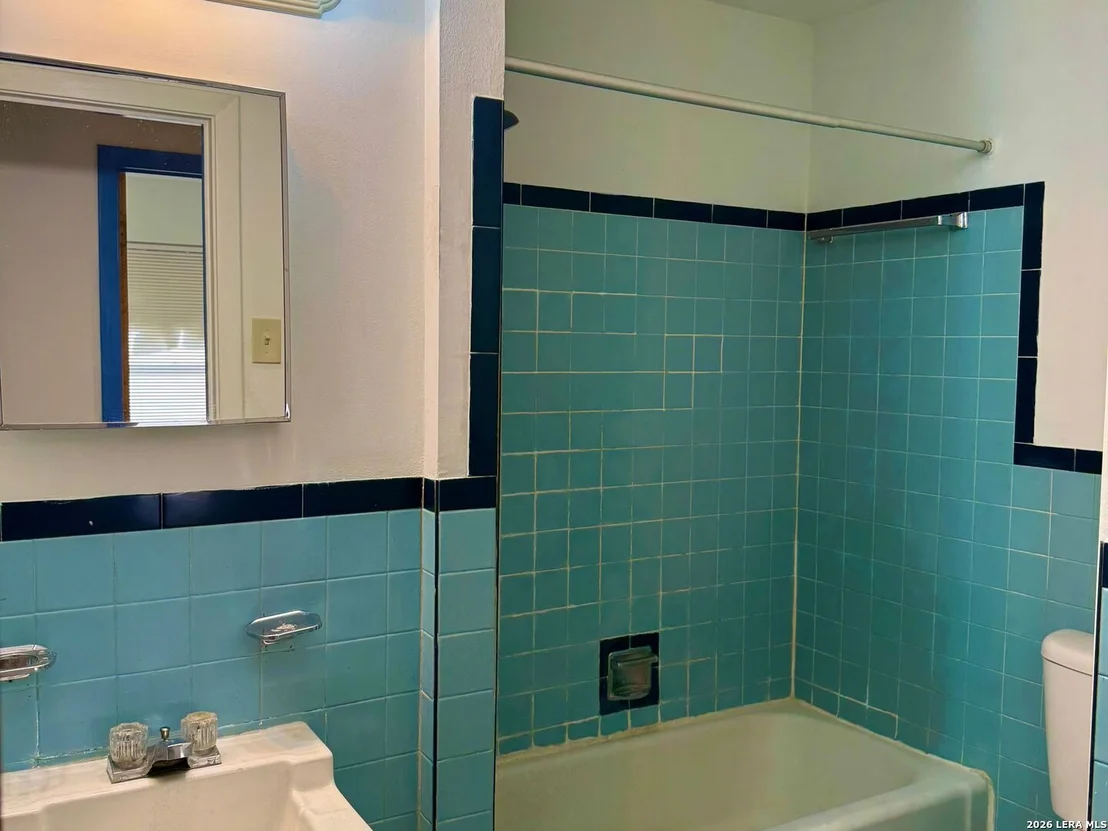 Photo of 2423 Spicewood