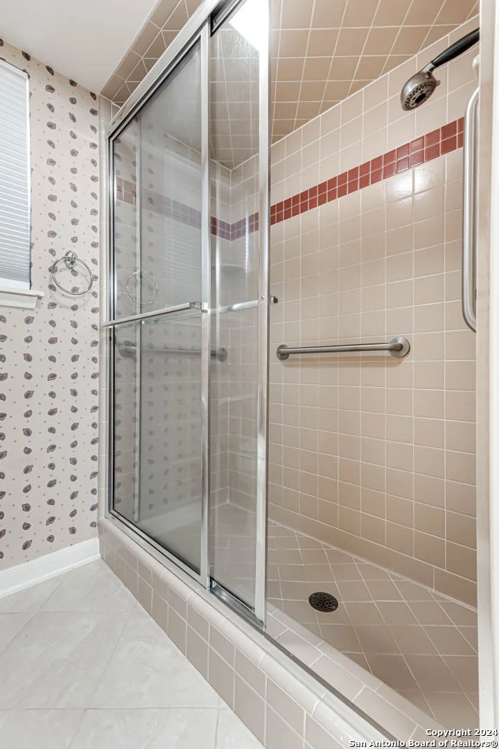 Photo of 111 IRONGATE RD