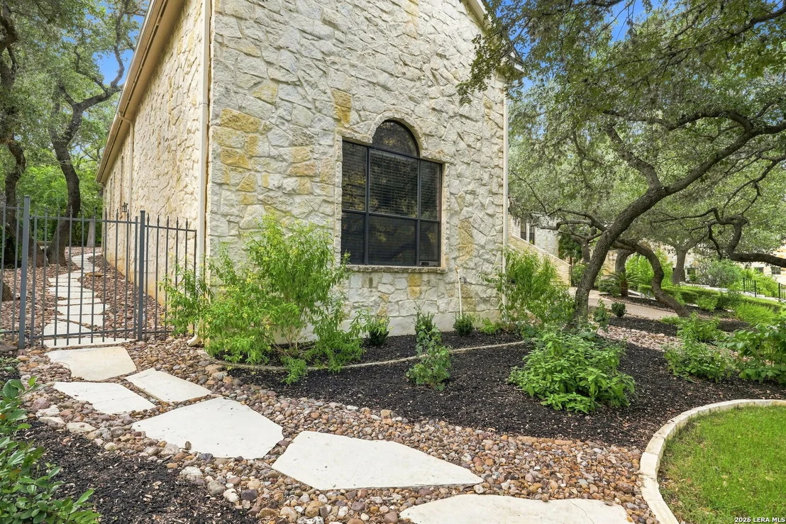 Photo of 3 ORSINGER BROOK