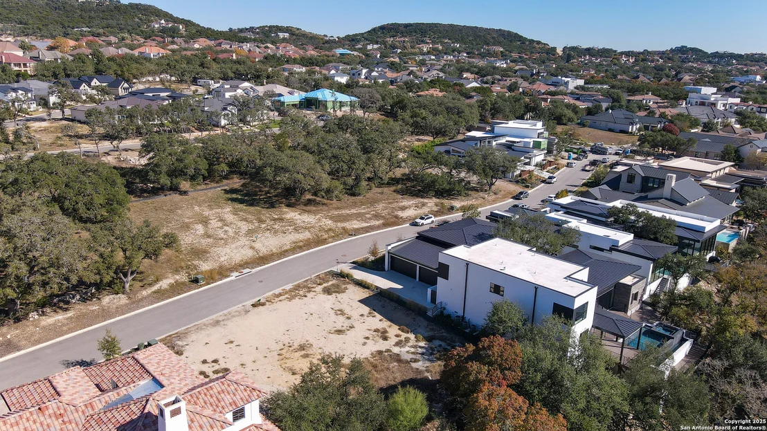 Photo of 24623 Cliff Line