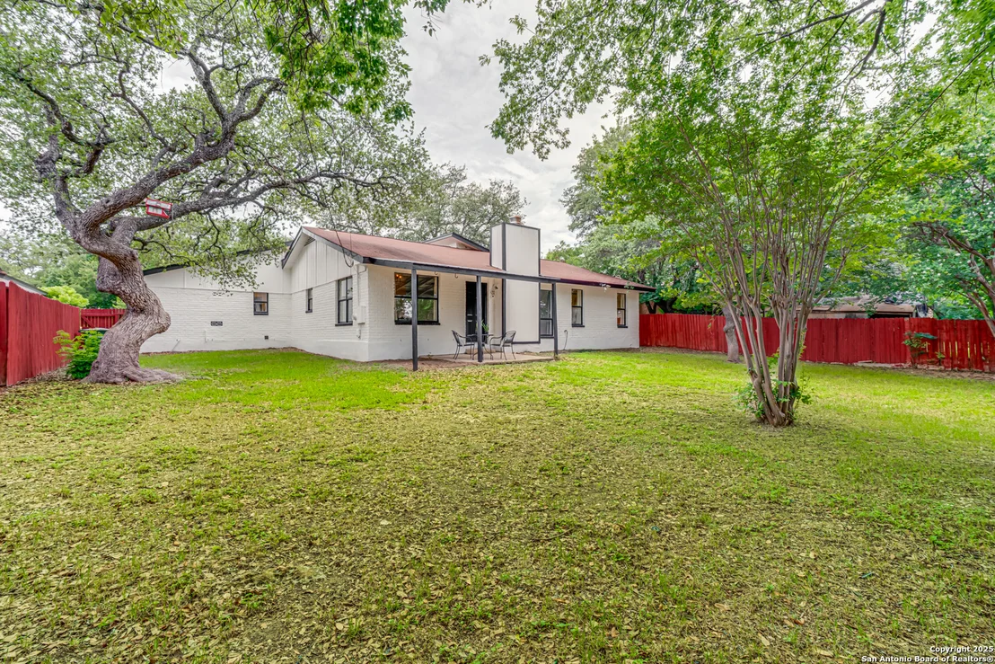 Photo of 14622 Bitternut Woods St