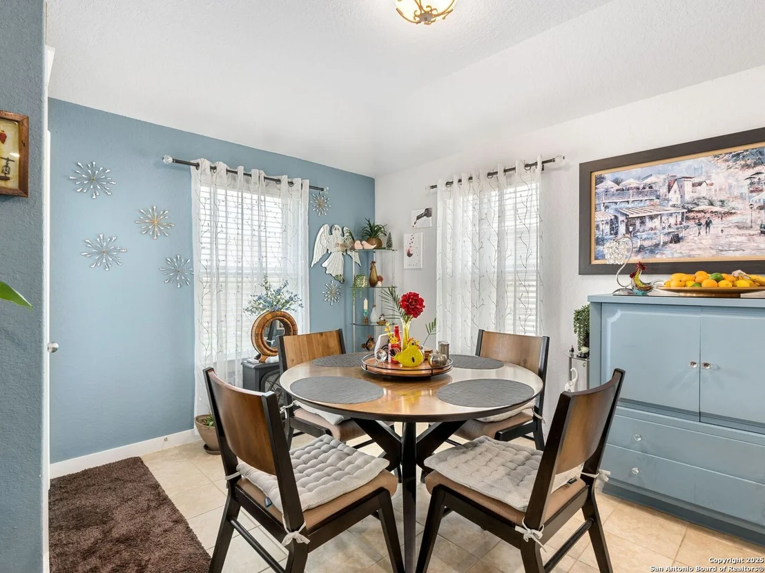 Photo of 10744 Rosalina Loop
