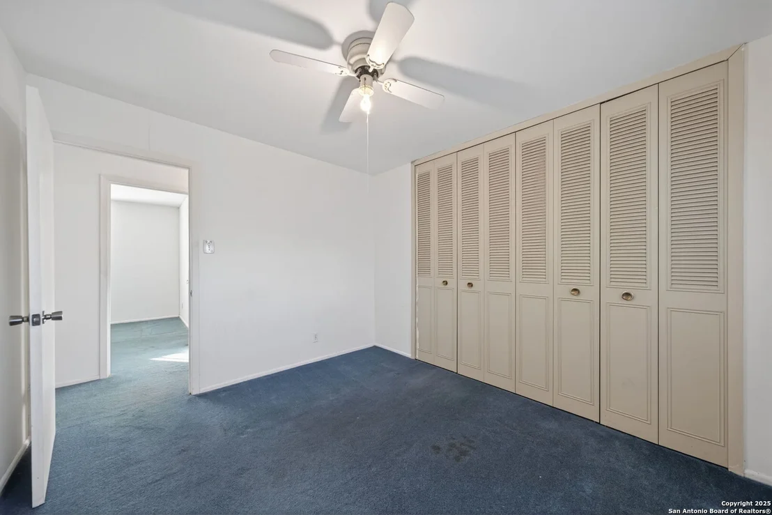 Photo of 8430 Silverstar