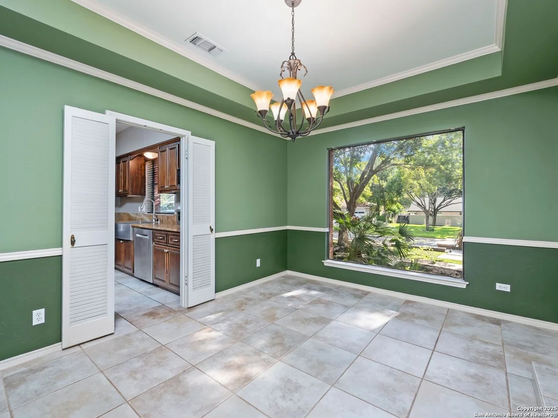 Photo of 332 Towne Vue