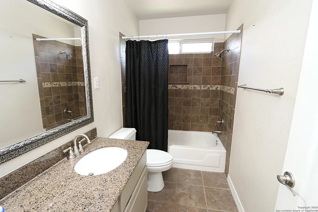 Photo of 4922 Rosemoss